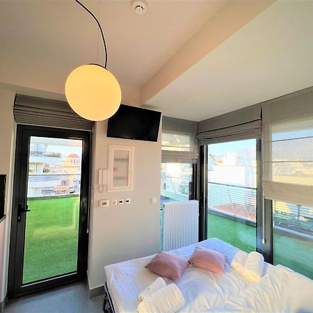 Aeson Premium Living Aparthotel Volos Exteriör bild
