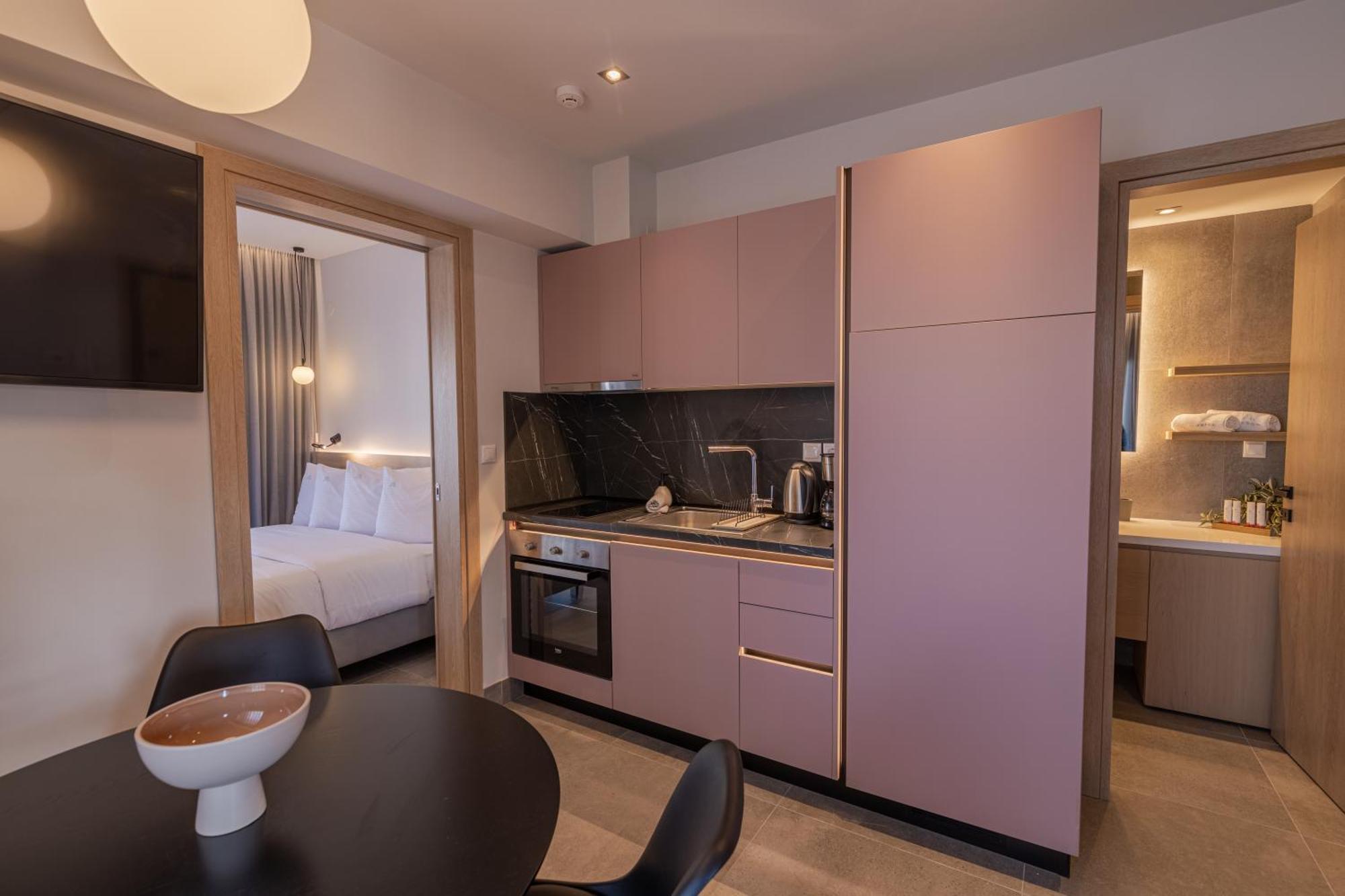 Aeson Premium Living Aparthotel Volos Exteriör bild