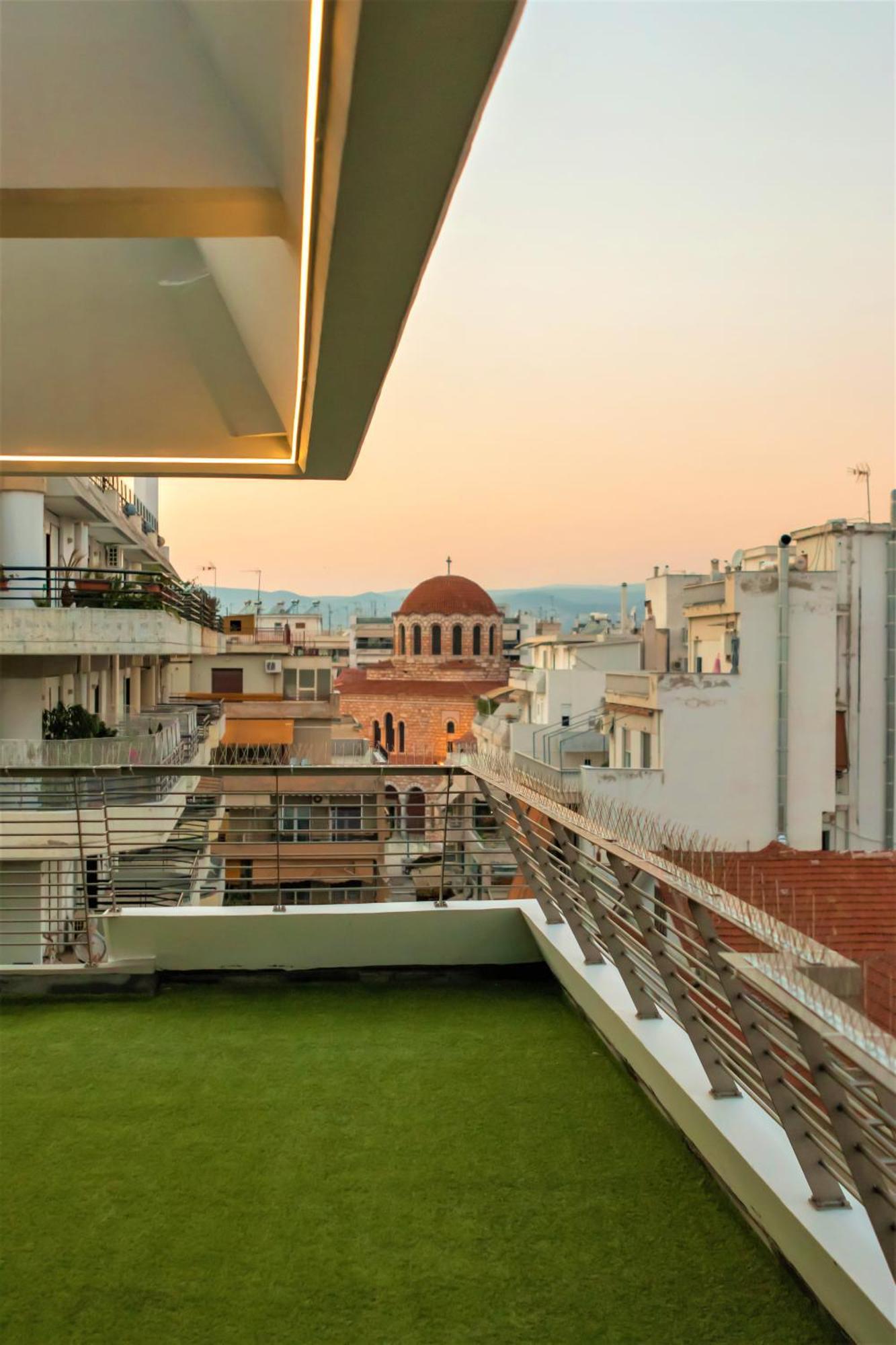 Aeson Premium Living Aparthotel Volos Exteriör bild