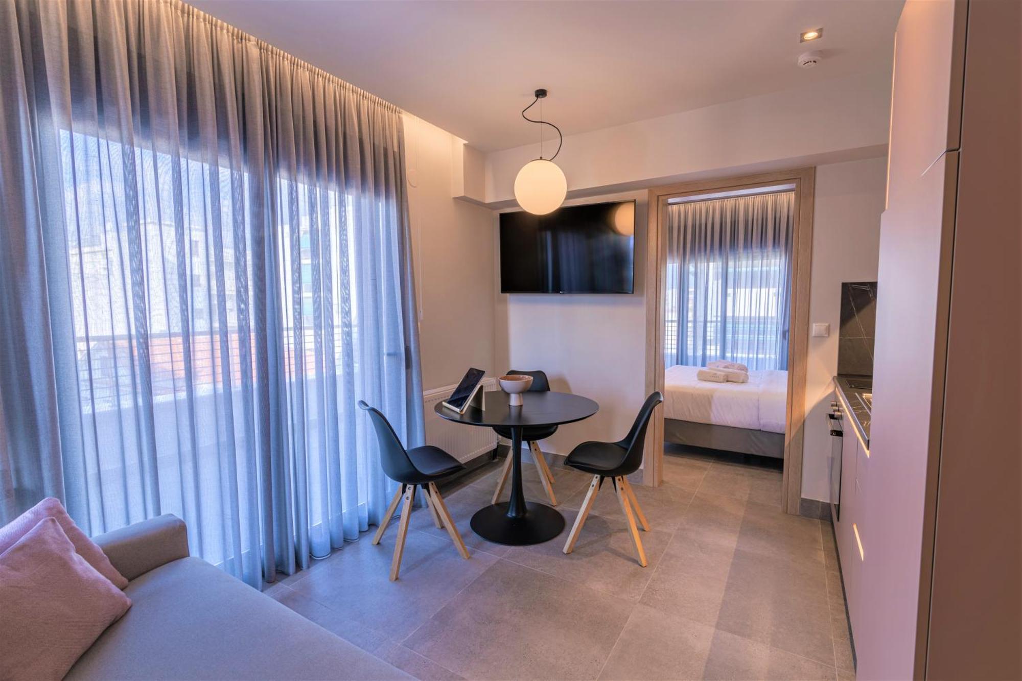 Aeson Premium Living Aparthotel Volos Exteriör bild