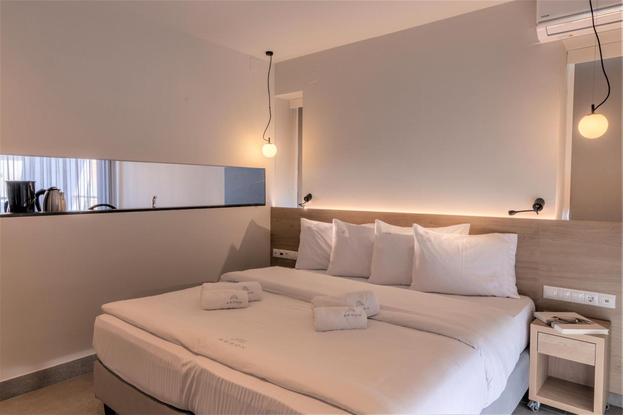 Aeson Premium Living Aparthotel Volos Exteriör bild