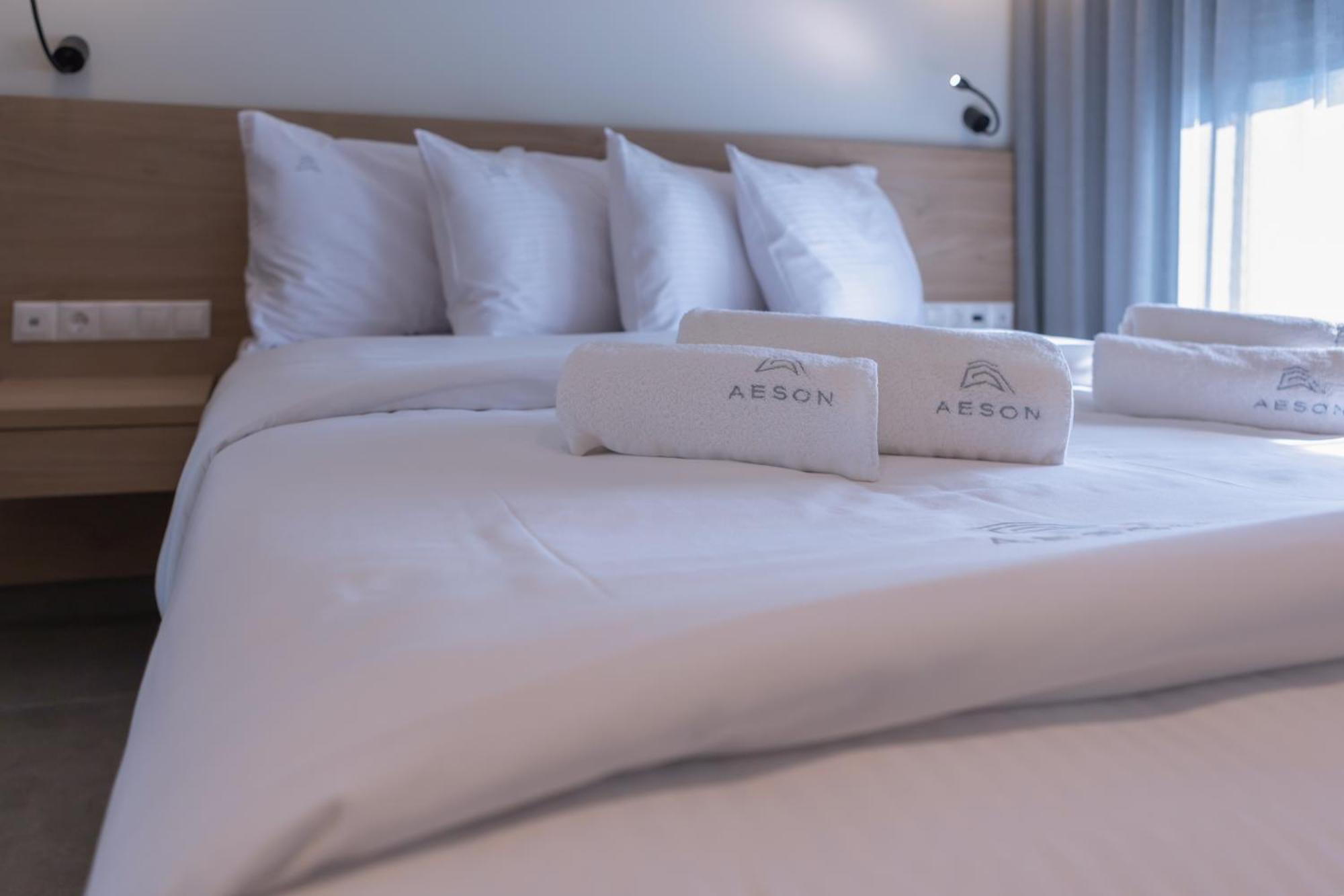 Aeson Premium Living Aparthotel Volos Exteriör bild